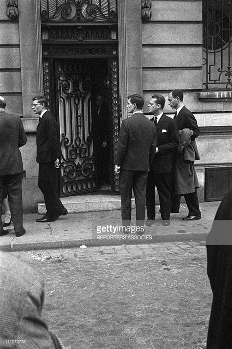 yves saint laurent designer funeral|yves saint laurent artist.